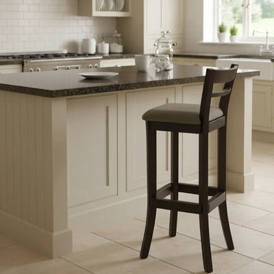 Banqueta Alta com Encosto Verniz Capuccino com Cinza + Cores