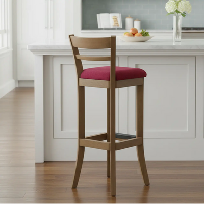 Banqueta Alta com Encosto Imbuia e Vermelho + Cores